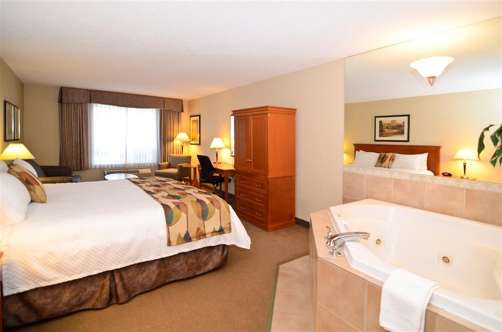 Best Western Plus Calgary Centre Inn Стая снимка
