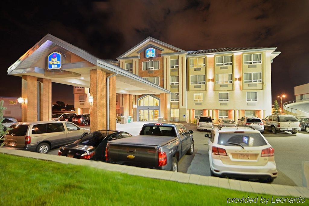Best Western Plus Calgary Centre Inn Екстериор снимка