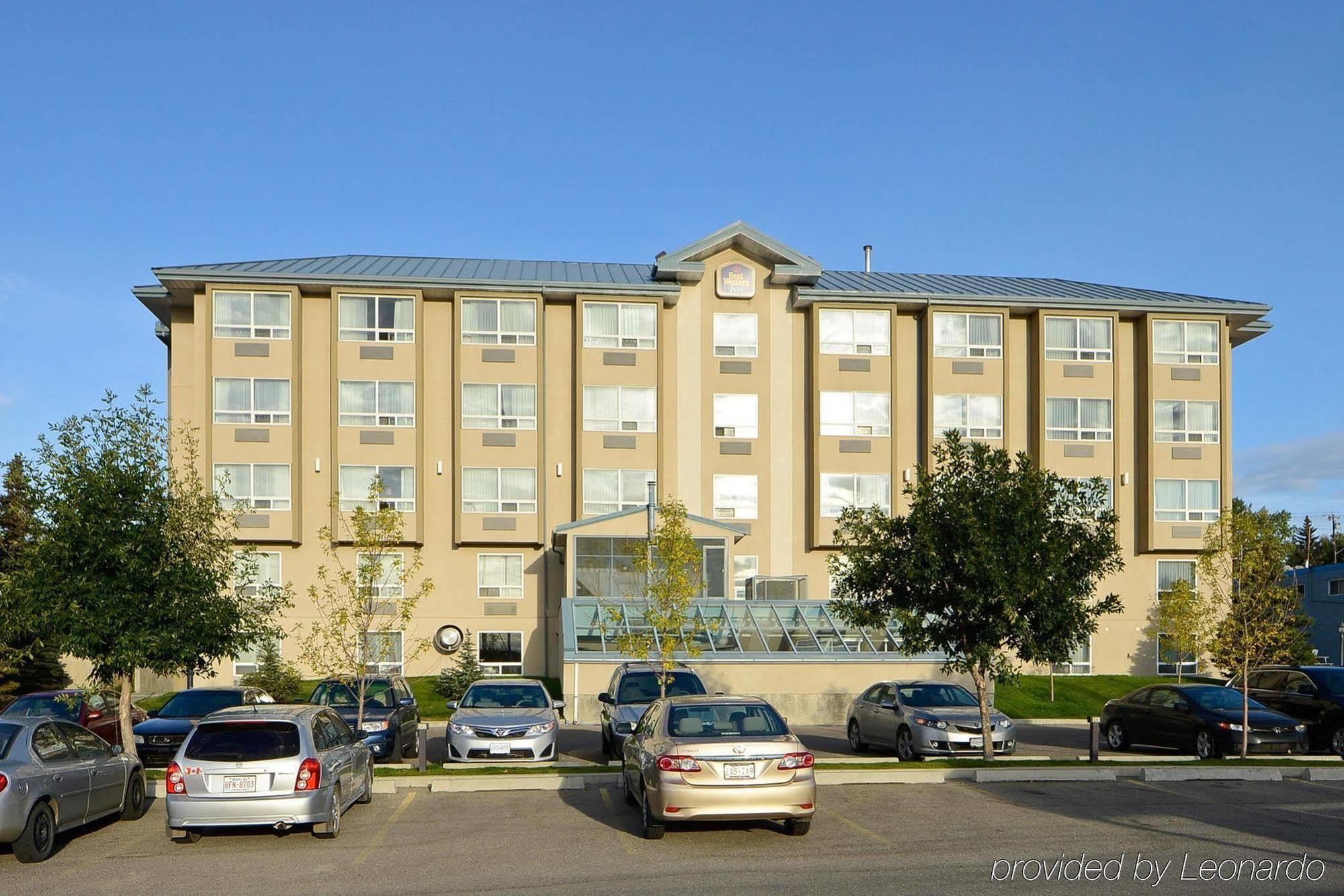 Best Western Plus Calgary Centre Inn Екстериор снимка